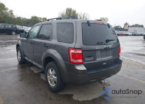 2010 Ford Escape Xlt from USA, damaged, VIN 1FMCU0D79AKA42418